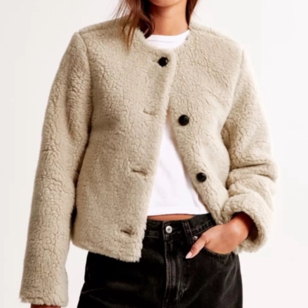 Abercrombie & Fitch Cream Sherpa ButtonUp Jacket Collarless Teddy Jacket Size S